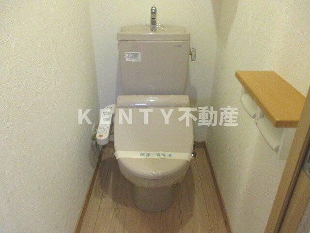 トイレ　清潔感のあるトイレです
