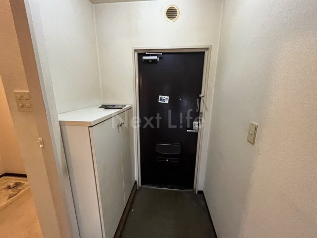 サンクレスト大倉山の玄関写真