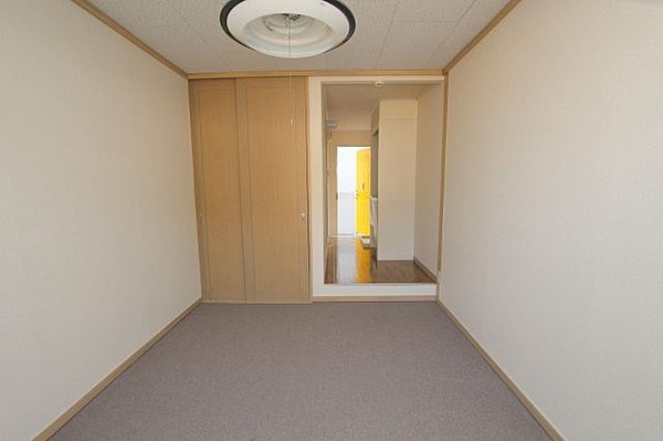 その他部屋・スペース　収納完備でお部屋を広くお使いいただけます。