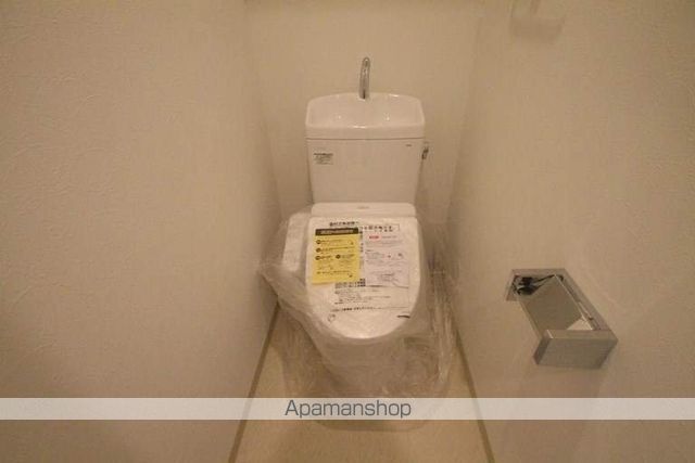 地下鉄谷町線 野江内代駅 徒歩4分 11階建 築8年のトイレ写真