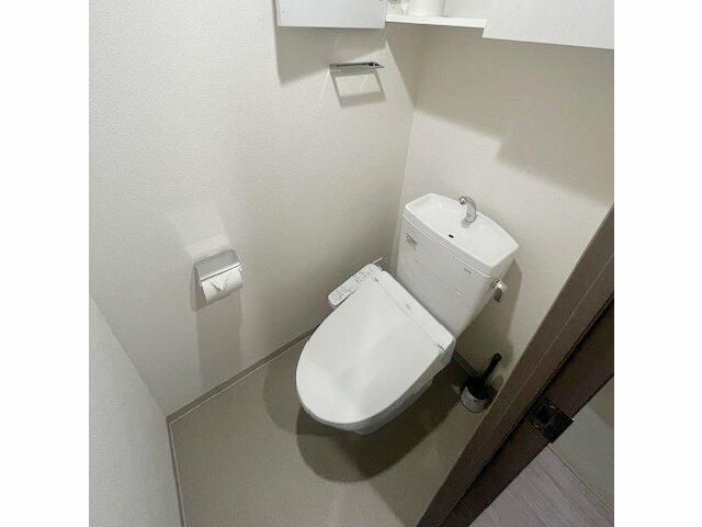 プレサンス新宿中落合メーディオのトイレ写真