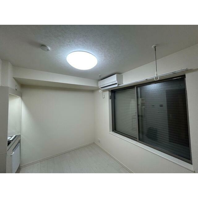 テイク大森本町の居間写真