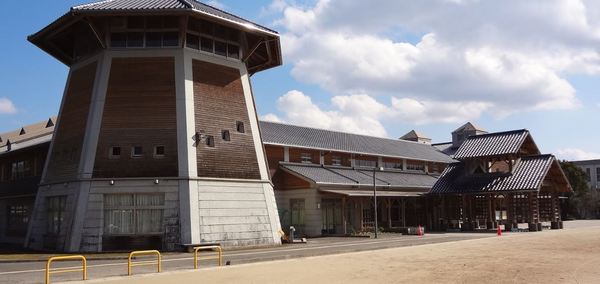 小学校　宮崎市立高岡小学校（小学校）まで250m