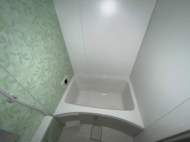 バス・シャワールーム　追い焚き・浴室乾燥機付きです！