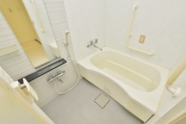 バス・シャワールーム　★湯はり機能付★