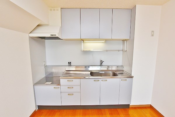 キッチン　★2口ガスコンロ設置可★