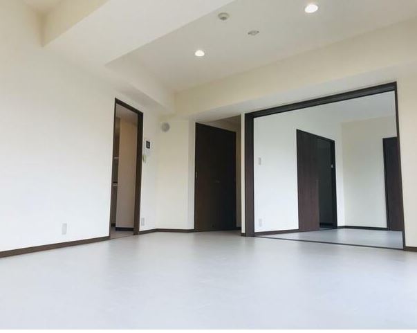 居室・リビング　※同物件、別部屋になります。