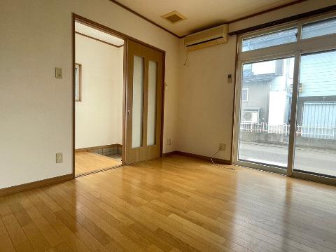 居室・リビング　リビング