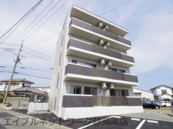 建物外観　外観は落ち着いています
