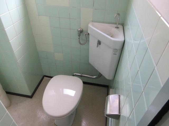トイレ　トイレはコチラ