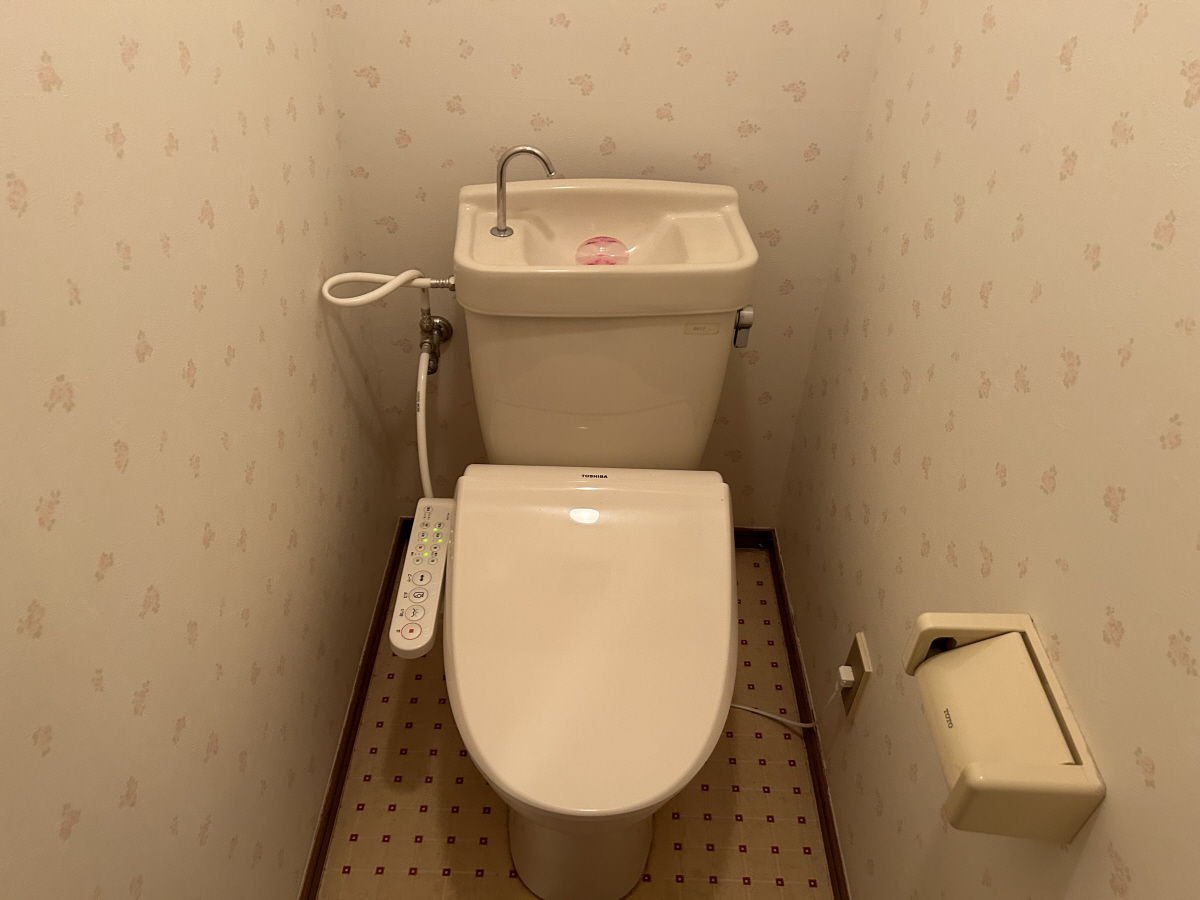 【姫路市城北新町のマンションのトイレ】