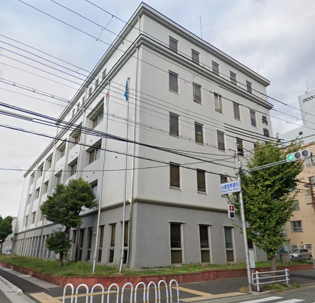 【神戸市兵庫区大開通のマンションの警察署・交番】