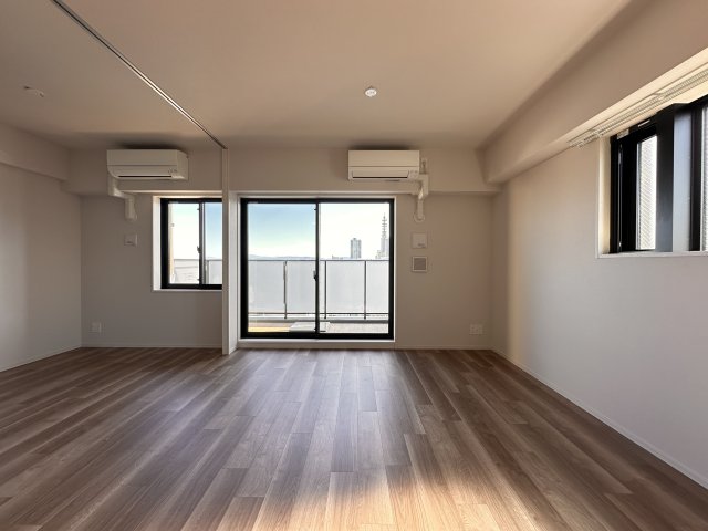 居室・リビング　同一タイプです。