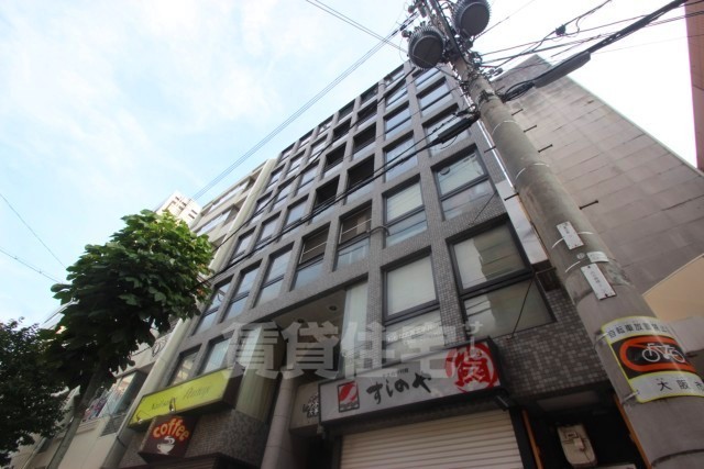 大阪市中央区内平野町のマンションの建物外観