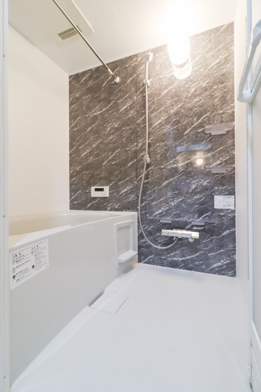 バス・シャワールーム　図面と現状に相違がある場合には現状を優先