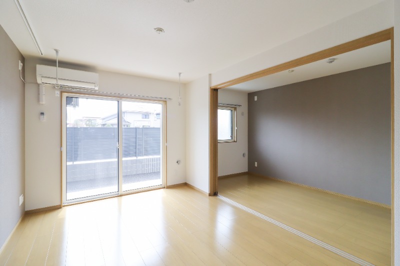 居室・リビング　図面と現状に相違がある場合には現状を優先