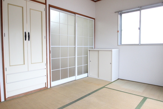 居室・リビング　※別部屋の写真です