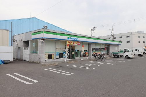 【東大阪市楠根のマンションのコンビニ】