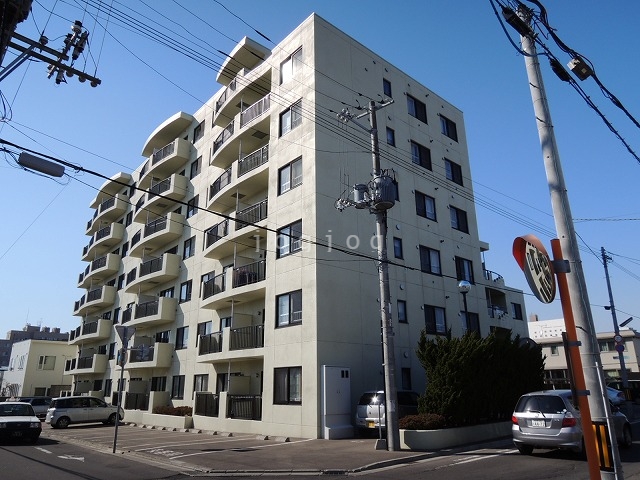 ビオス函館本町の建物外観