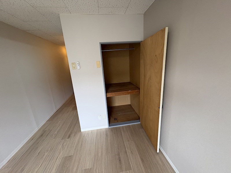 収納　奥行十分の収納スペース。