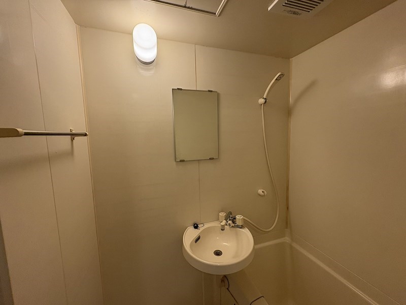洗面設備　浴室にある洗面台。