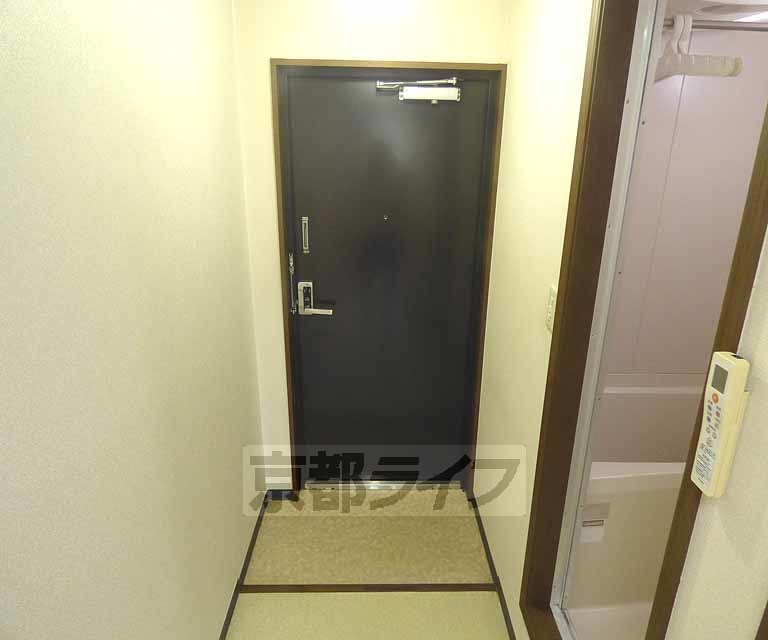 玄関　玄関です。
