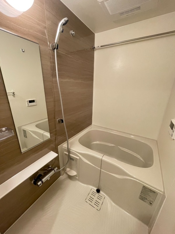 バス・シャワールーム　バス