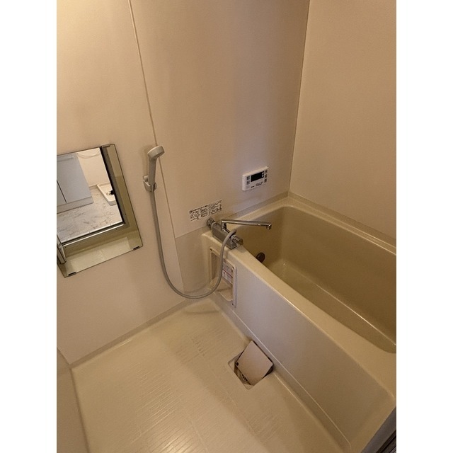 バス・シャワールーム　追焚機能つき