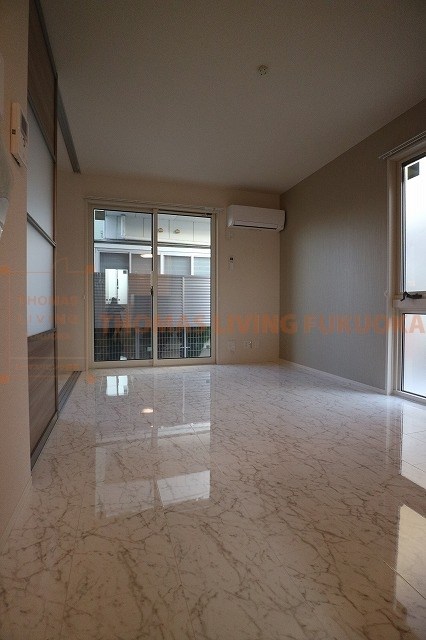 居室・リビング　陽当たり良好