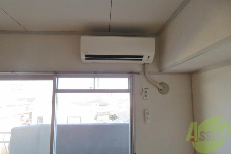その他設備　エアコンがついて、引っ越し初日も便利ですね。