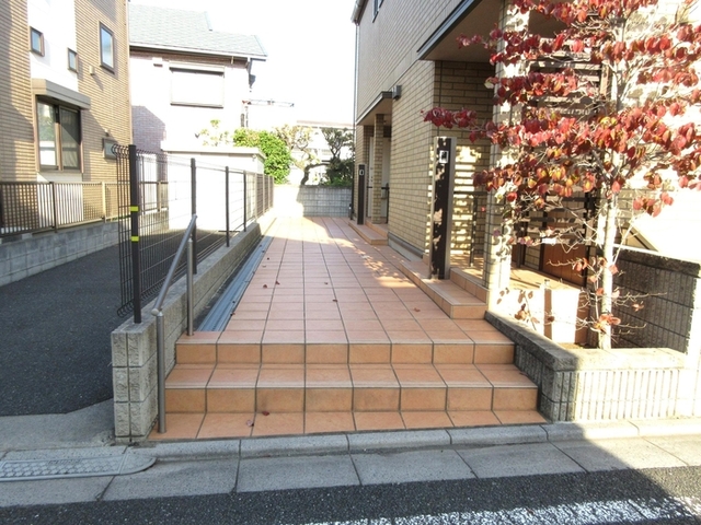エントランス　建物入口