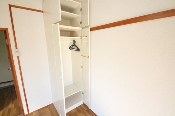 収納　※別の部屋の写真です。