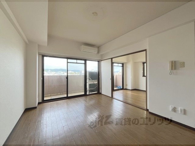 居室・リビング　リビング