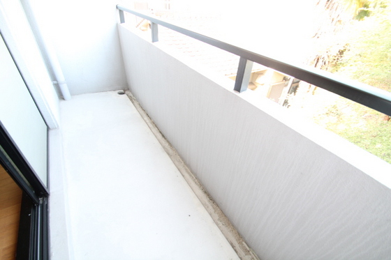 バルコニー　※別部屋の写真を掲載しております。ご了承ください。