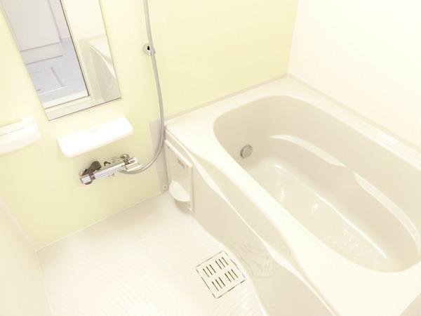 バス・シャワールーム　追い炊き付バス♪