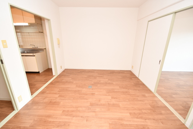 居室・リビング　リビング