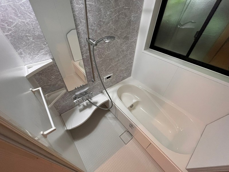 バス・シャワールーム　現況優先
