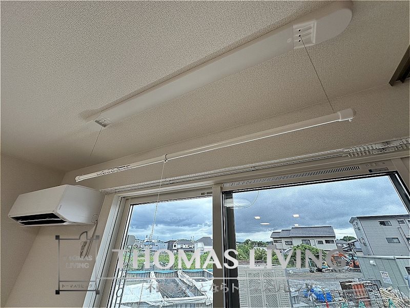 その他共有部分　雨の日でも安心の室内物干し！