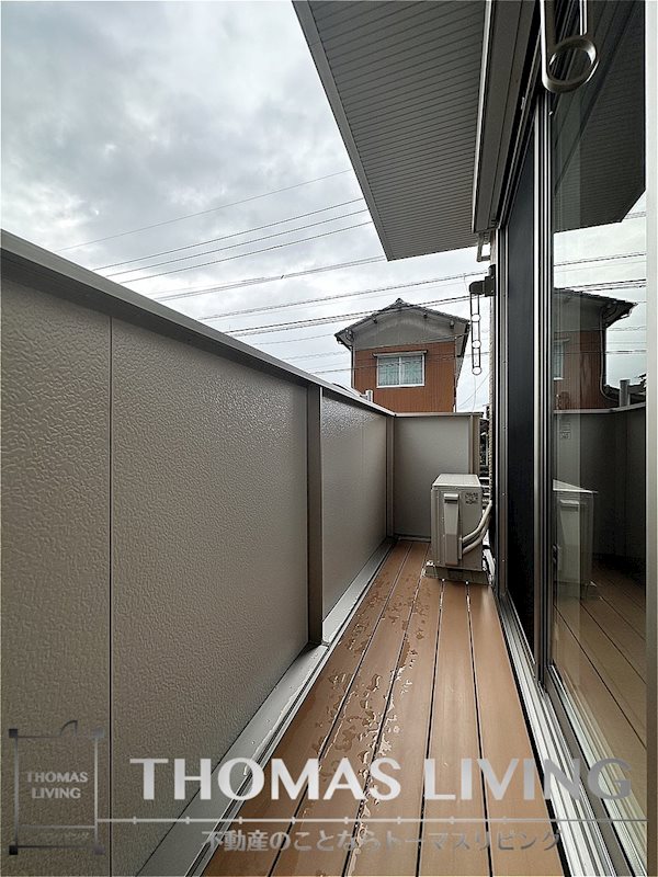 バルコニー　同ハウスメーカーの物件でご参考下さい。