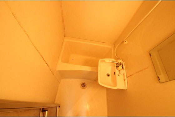 バス・シャワールーム　※別部屋の写真です