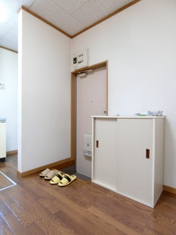 玄関　図面と現状に相違がある場合には現状を優先