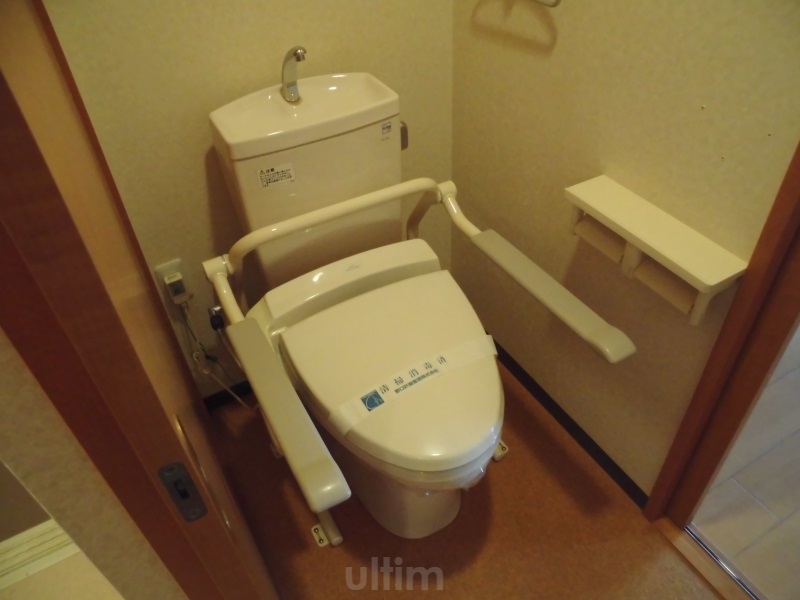 トイレ　※他のお部屋です、ご参考までに