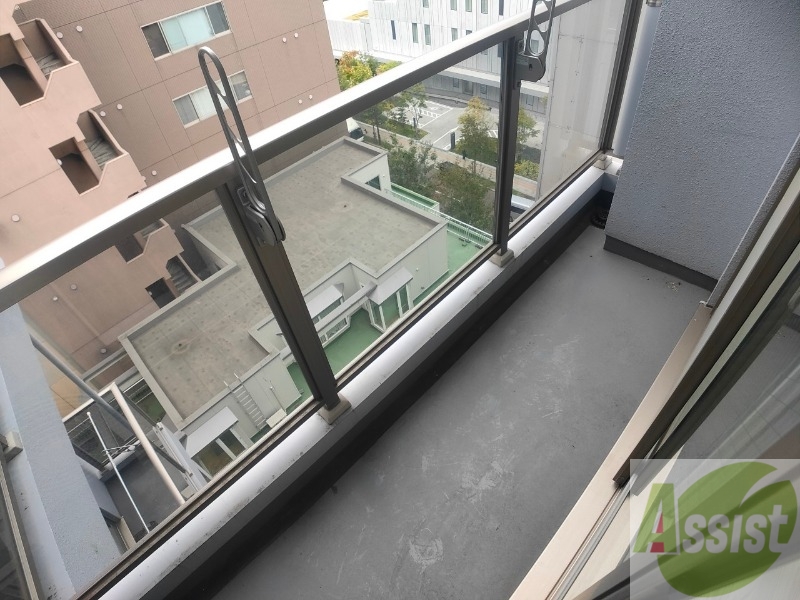 バルコニー　バルコニーです。洗濯物を干したり一息ついたりできますね！