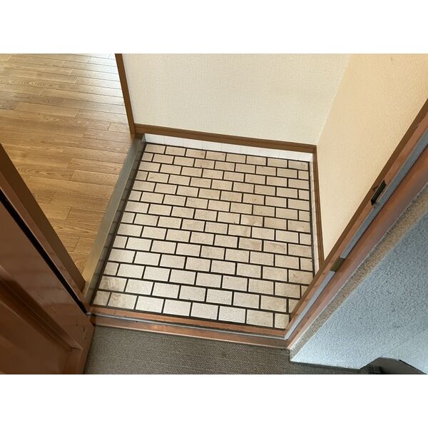 玄関　明るい玄関です