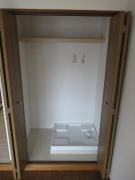 セレント茨木鮎川　収納　クローゼット