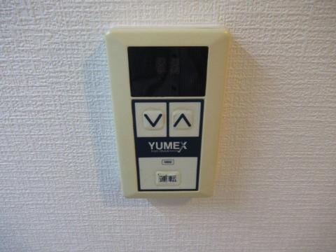 セレント茨木鮎川　その他設備　給湯パネル