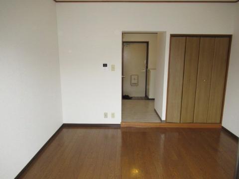 セレント茨木鮎川　居室・リビング　洋室