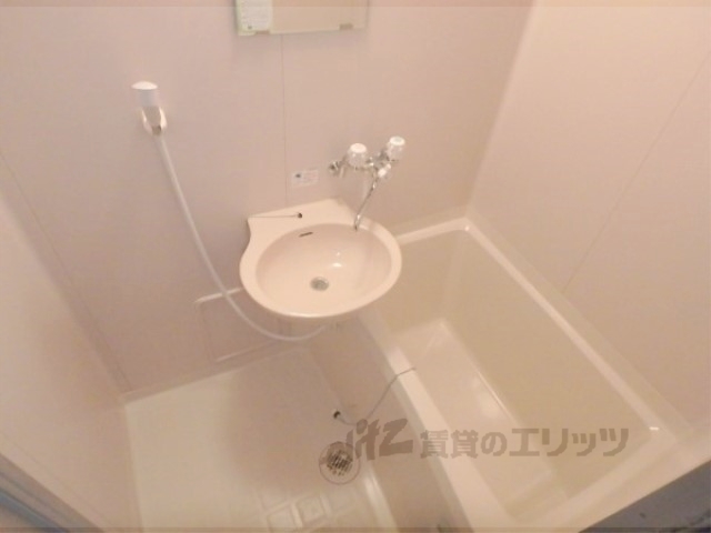 バス・シャワールーム　エアコン