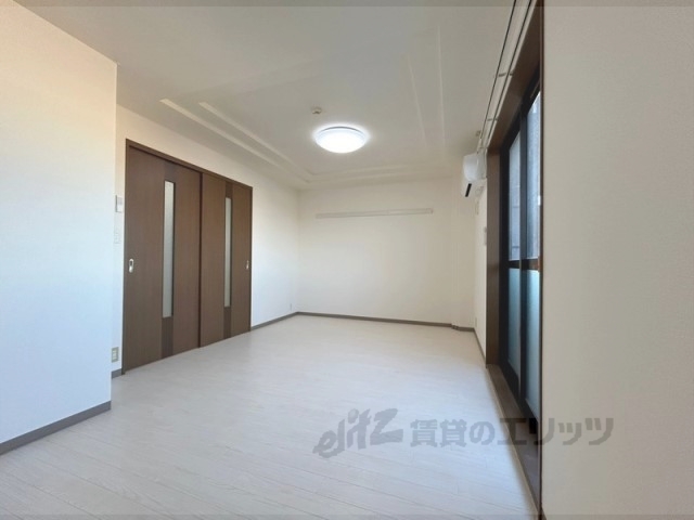 居室・リビング　居室