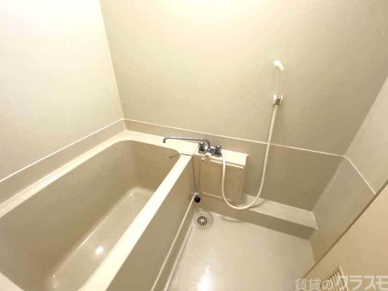 バス・シャワールーム　一日のお疲れをお取りください。